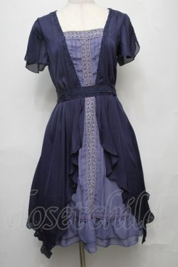 画像1: axes femme / タックスリット切り替えワンピース  ブルー S-25-08-01-046-AX-OP-HR-ZS
