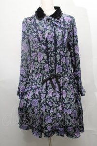axes femme / ベロア襟花柄ワンピース  黒ｘ紫 S-25-08-01-040-AX-OP-HR-ZS