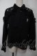 画像1: NieR Clothing / レース切替ブラウス  黒 S-25-08-02-015-PU-TS-HR-ZS (1)