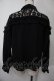 画像2: NieR Clothing / レース切替ブラウス  黒 S-25-08-02-015-PU-TS-HR-ZS (2)