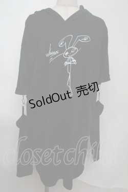 画像1: NieR Clothing / うさみみプリントプルオーバー  黒 S-25-08-02-021-PU-TO-HR-ZS