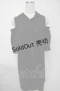 NieR Clothing / ショルダーカットフード付きカットソー  黒ｘ紫 S-25-08-02-030-PU-TO-HR-ZS