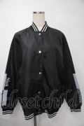 NieR Clothing / プリントナイロンスタジャン  黒 S-25-08-02-034-PU-JA-HR-ZS