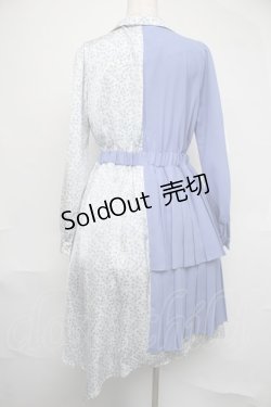 画像2: axes femme POETIQUE / フラワーバイカラーアシメワンピース  サックス S-25-08-04-045-AX-OP-HR-ZS