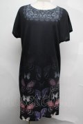 abilletage / Tシャツワンピース（バタフライ）  黒 S-25-08-04-023-GO-OP-HR-ZS