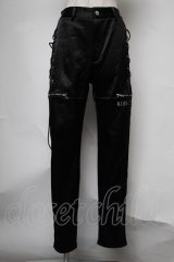 NieR Clothing / サイド編み上げサテンパンツ  黒 S-25-08-05-062-PU-PA-HR-ZS