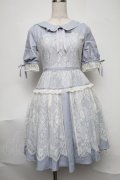 axes femme POETIQUE / レーシー襟付きワンピース  サックス S-25-08-07-034-AX-OP-HR-ZS