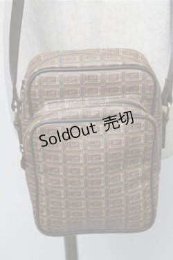 画像1: Q-pot. / チョコレートショルダーバッグ  ブラウン S-25-08-08-021-QP-BG-AS-ZS