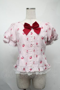 画像1: mille fille closet / ストロベリー柄ブラウス風カットソー  ピンク S-25-08-09-040-LO-BL-HR-ZS