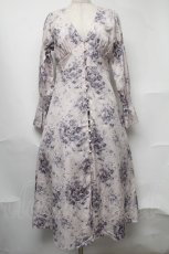 画像1: Maison de FLEUR Petite Robe / フラワープリントワンピース   S-25-08-09-043-EL-OP-AS-ZT472 (1)