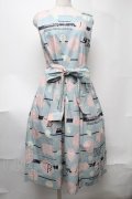 Jane Marple / Jolies broderies apron dress  ブルーグレー S-25-08-11-050-JM-OP-AS-ZS