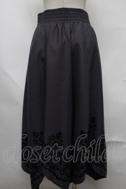 画像2: axes femme / フロッキーイエヘムスカート  グレー S-25-08-13-055-AX-SK-AS-ZS