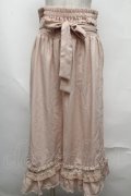 axes femme / 裾フリルパンツ  ベージュ S-25-08-13-058-AX-PA-AS-ZS