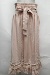 axes femme / 裾フリルパンツ  ベージュ S-25-08-13-058-AX-PA-AS-ZS