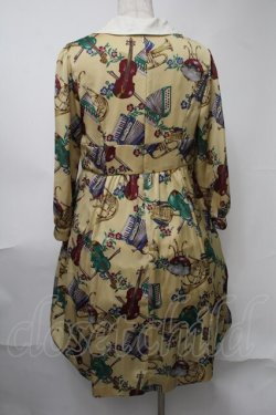 画像2: Jane Marple / 楽器プリントのワンピース  からし S-25-08-15-053-JM-OP-AS-ZS