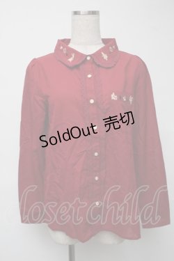 画像1: Mary Rose / 不思議の国のアリス刺繍ブラウス  赤 S-25-08-16-027-LO-BL-HR-ZS