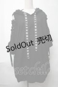 REFLEM / ショルダーレースアップ悪魔ツノ付きパーカー  黒 S-25-08-17-022-PU-TO-AS-ZS