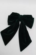 axes femme POETIQUE / ベロアリボンバレッタ  グリーン S-25-08-18-007-AX-AC-AS-ZS