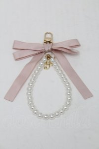 Maison de FLEUR / リボンパールストラップ  ピンク S-25-08-18-1002-LO-ZA-HR-ZS