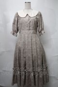 m petit by misako / NINA’Sコラボトワルドジュイワンピース M ベージュ S-25-08-21-069-LO-OP-AS-ZS