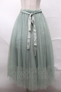 axes femme POETIQUE / パールデザインチュールスカート  グリーン S-25-08-21-1049-AX-BL-AS-ZS