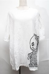 NieR Clothing / プリントTシャツ  白 S-25-08-25-007-PU-TO-HR-ZT354