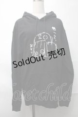 NieR Clothing / プリントフード付きプルオーバー  黒 S-25-08-28-017-PU-TO-HR-ZI