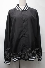 NieR Clothing / プリントナイロンスタジャン  黒 S-25-08-28-029-PU-JA-HR-ZY