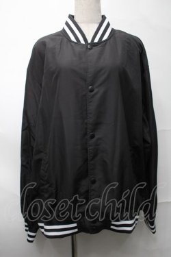 画像1: NieR Clothing / プリントナイロンスタジャン  黒 S-25-08-28-031-PU-JA-HR-ZS