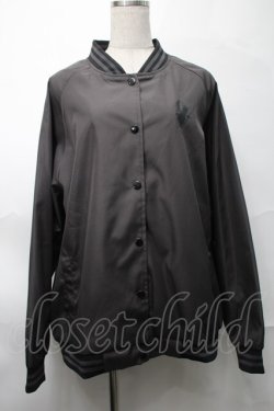 画像1: NieR Clothing / プリントナイロンスタジャン  グレー S-25-08-28-033-PU-JA-HR-ZS