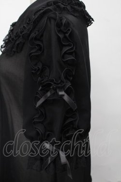 画像4: Angelic Pretty / 襟ロゴ刺繍袖フリルブラウス  黒 S-25-08-29-043-AP-BL-HR-ZS