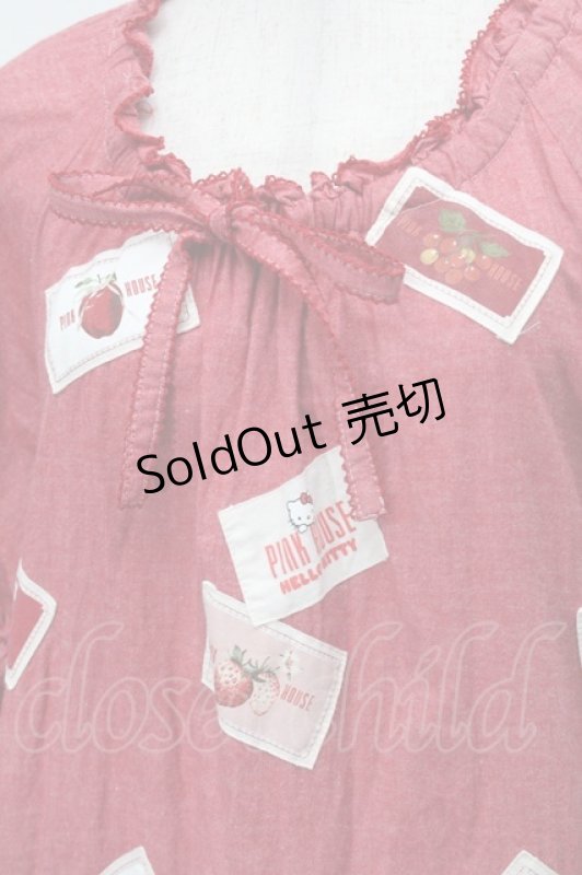 画像3: PINK HOUSE / PINK HOUSE×HELLO KITTY ネームワッペン使いワンピース  赤 S-25-08-29-050-LO-OP-HR-ZS (3)