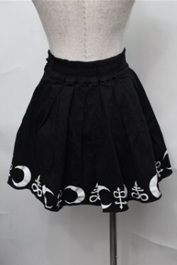 画像2: NieR Clothing / プリントフレアスカート  黒 S-25-08-31-052-PU-SK-AS-ZS