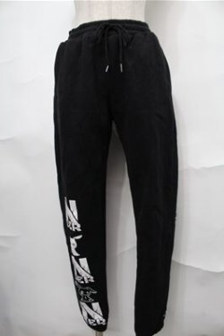 画像1: NieR Clothing / プリントスウェットパンツ  黒 S-25-08-31-059-PU-PA-HR-ZS
