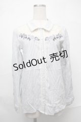 axes femme /花刺繍ストライプブラウス  グレー S-25-09-01-010-AX-BL-ET-ZS