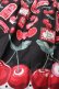 画像3: Angelic Pretty / Cherry Jam Labelジャンパースカート  黒 S-25-09-02-053-AP-OP-HR-ZS (3)
