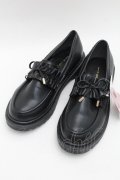 m petit by misako / AMフリルリボンローファー L 黒 S-25-09-02-027-LO-SH-AS-ZS