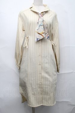 画像1: axes femme / スカーフ付シャツワンピ  オフ S-25-09-04-047-AX-OP-AS-ZS