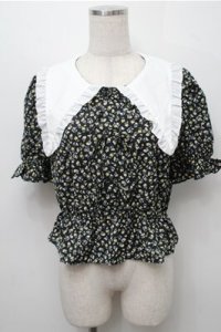 axes femme POETIQUE / ビッグフリル襟リボンブラウス  黒 S-25-09-07-020-AX-BL-AS-ZS