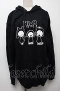 NieR Clothing / プリントフードプルパーカー  黒 S-25-09-10-039-PU-TO-HR-ZS