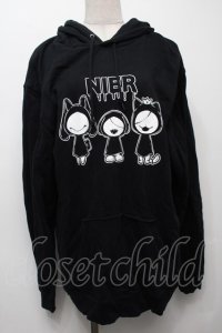 NieR Clothing / プリントフードプルパーカー  黒 S-25-09-10-039-PU-TO-HR-ZS