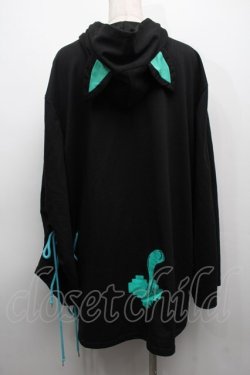 画像2: NieR Clothing / シエルなりきりBRAID×WIDE SLEEVE PARKA【猫耳付き】 パーカー  黒ｘグリーン S-25-09-11-038-PU-TO-HR-ZS