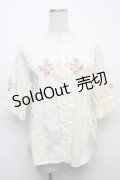 KETTY / 刺 ピンタックフリル半袖ブラウス  キナリ S-25-09-12-060-EL-BL-HR-ZS