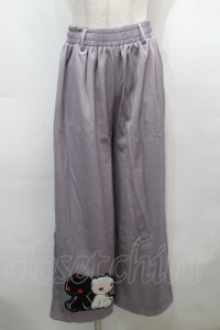 NieR Clothing / 刺繍入りワイドパンツ  グレー S-25-09-13-054-PU-PA-HR-ZS