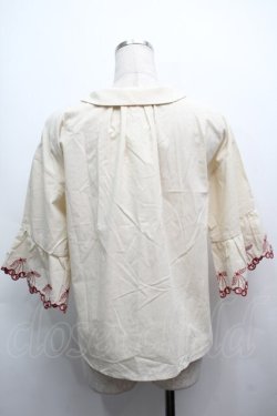 画像2: Fi.n.t / チェリーカットワーク開衿ブラウス  キナリ S-25-09-13-012-CA-BL-HR-ZS