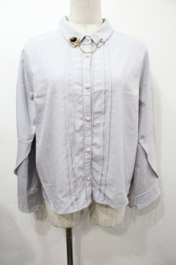 画像1: axes femme POETIQUE / ブローチ付フレアスリーブブラウス  グレー S-25-09-15-027-AX-BL-HR-ZS