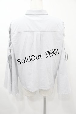 画像2: axes femme POETIQUE / ブローチ付フレアスリーブブラウス  グレー S-25-09-15-027-AX-BL-HR-ZS