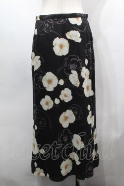 画像2: INGEBORG / カメリアリボン総柄スカート  黒 S-25-09-17-059-LO-SK-AS-ZT365