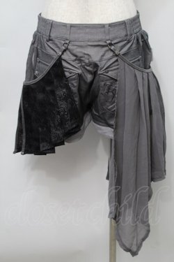 画像2: Ozz Croce / プリーツフラップ付きショートパンツ  グレー S-25-09-23-055-OO-PA-AS-ZS