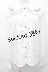 axes femme POETIQUE / リボン付ストロベリー刺繍ブラウス  オフ S-25-10-01-033-AX-BL-AS-ZS